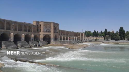 هوای اصفهان در 3 منطقه پاک است